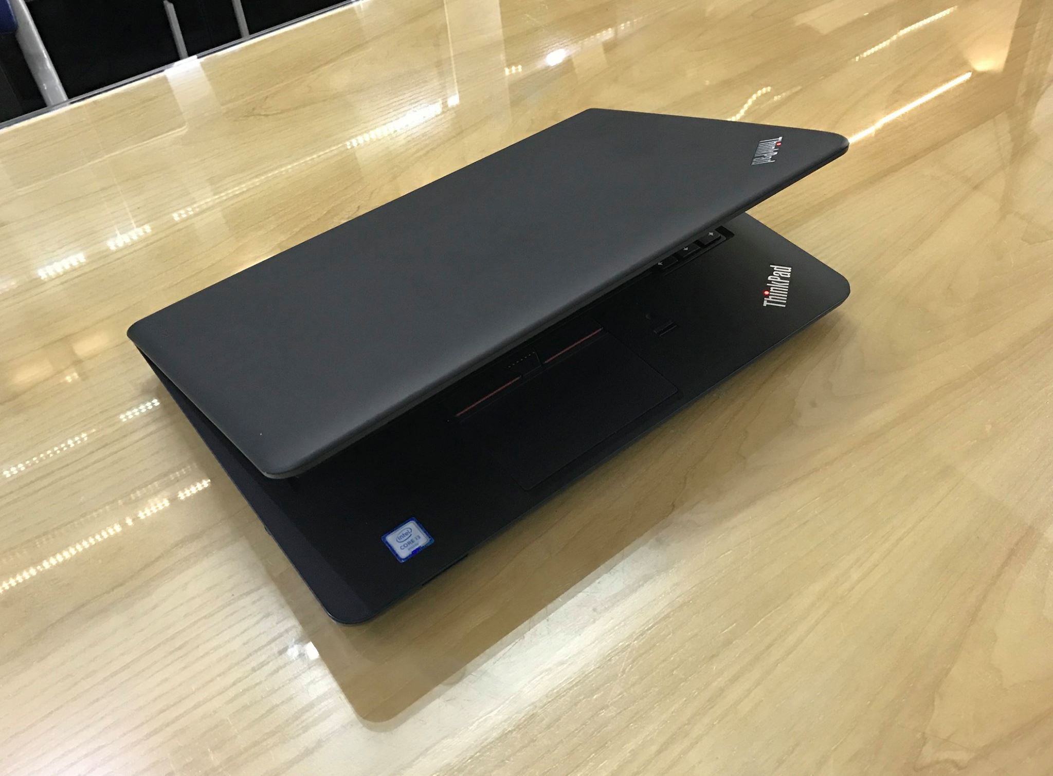 laptop ThinkPad E460.jpg